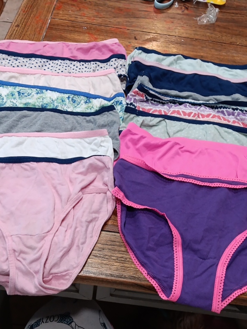 Hanes Girls' Cotton Briefs Pack - Pink & Purple Assorted